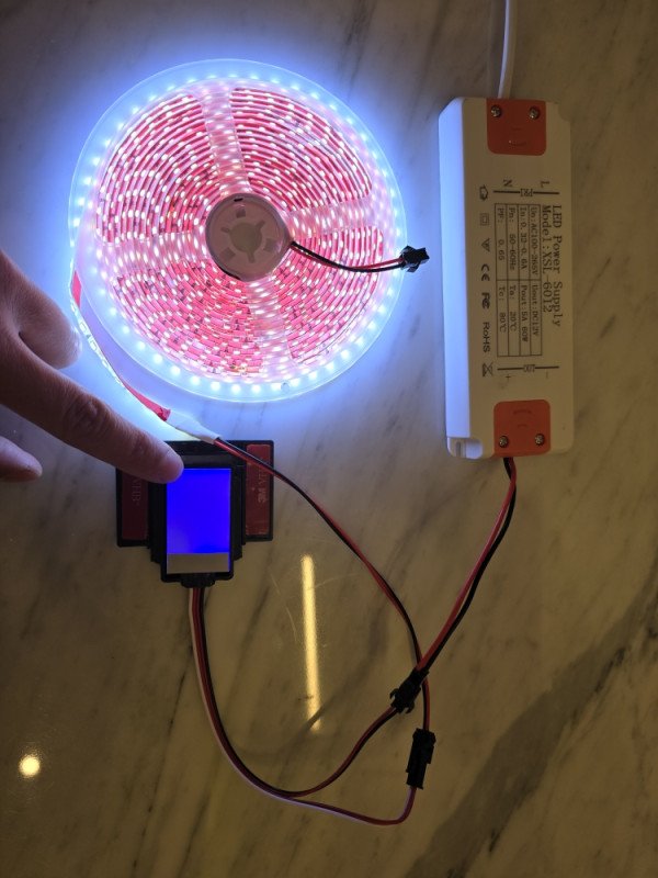 YZKJ-F1-LSD Touch-Free Hand Sweep Gesture Switch with Flower Water Decorative Light for Bathroom Mirror - 12V 60W - Image 2